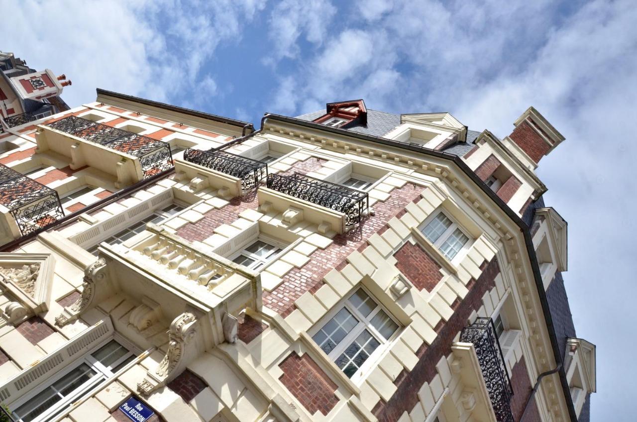 Hotel Le Fer A Cheval Trouville-sur-Mer Dış mekan fotoğraf