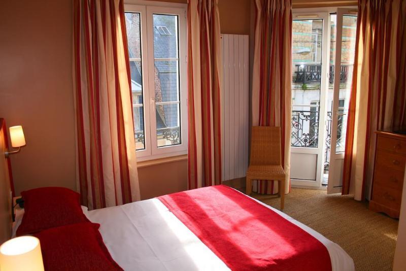 Hotel Le Fer A Cheval Trouville-sur-Mer Dış mekan fotoğraf